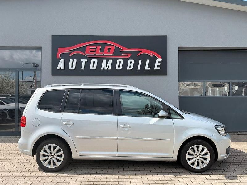Gebraucht VW Touran Highline 140 PS (102 kW) 2013 Silber Van / Kleinbus