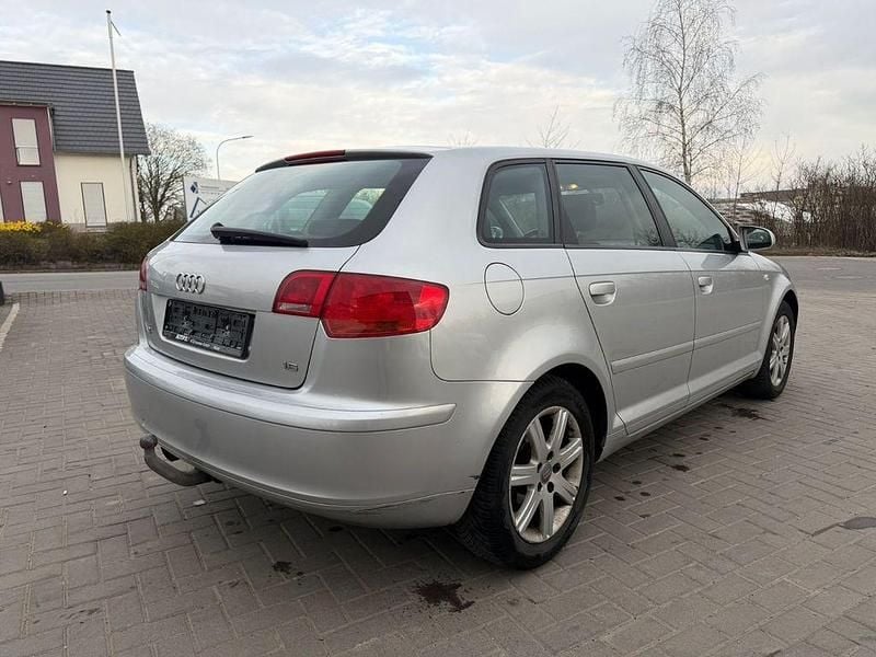 Gebraucht Audi A3 Ambiente 102 PS (75 kW) 2006 Silber Kleinwagen