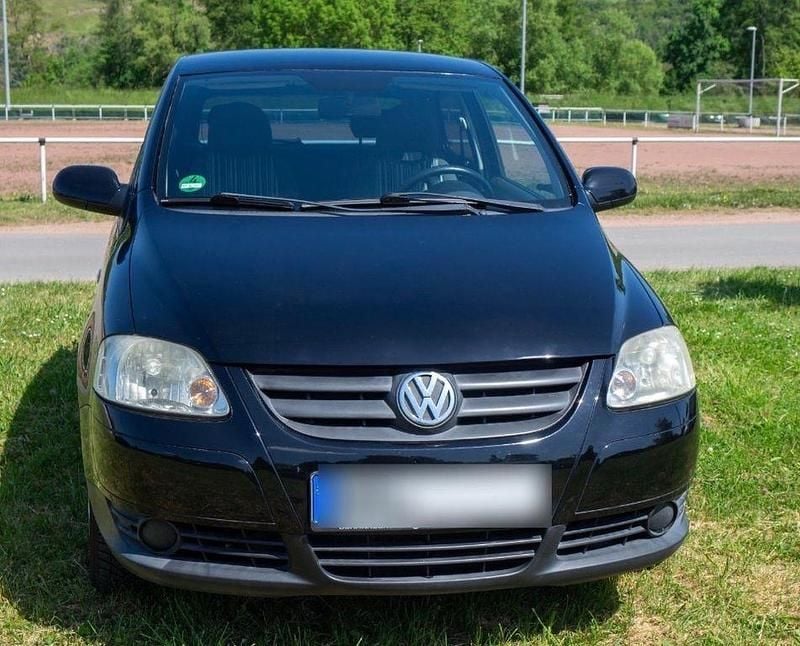 Schwarz Gebraucht 2007 VW Fox Sportline Kleinwagen | 1.100 € (Guter Preis) - Bild 1/4