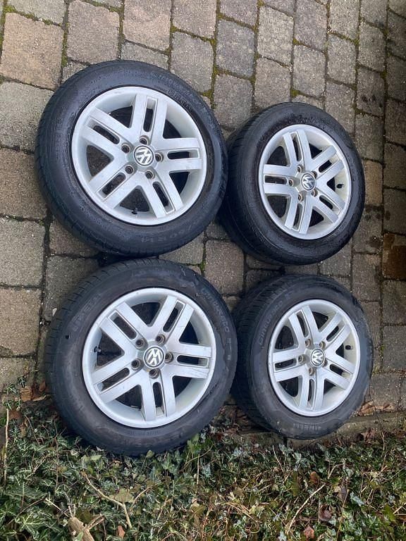 Gebraucht VW Fox 69 PS (50 kW) 2006 Blau Kleinwagen