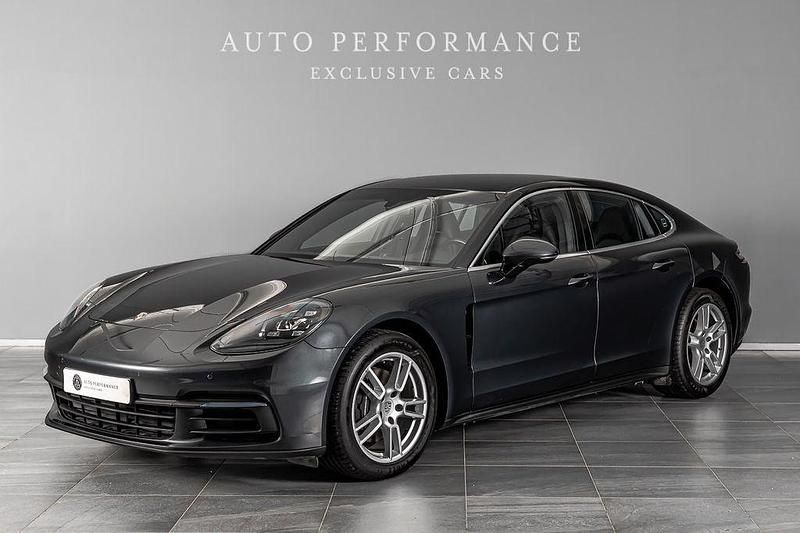 Grau Gebraucht 2017 Porsche Panamera Limousine | 51.900 € (Superpreis) - Bild 1/4