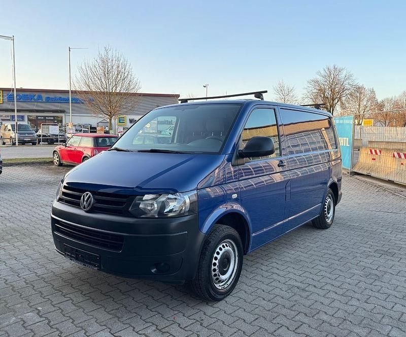 Gebraucht VW T5 114 PS (83 kW) 2014 Blau Van