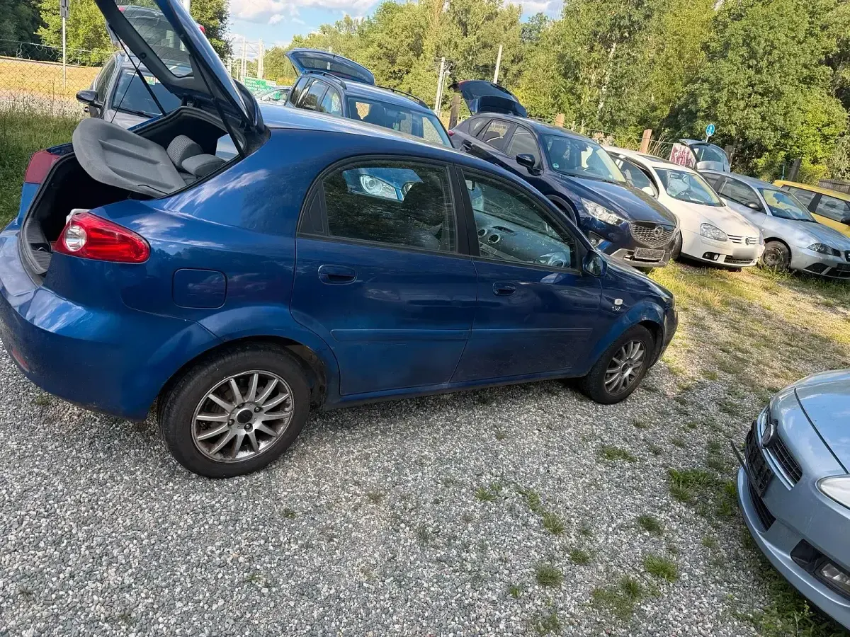 Gebraucht Chevrolet Lacetti CDX 122 PS (89 kW) 2005 Blau Limousine