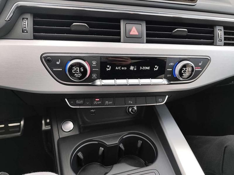 Gebraucht Audi A4 S-Line 218 PS (160 kW) 2018 Blau Limousine