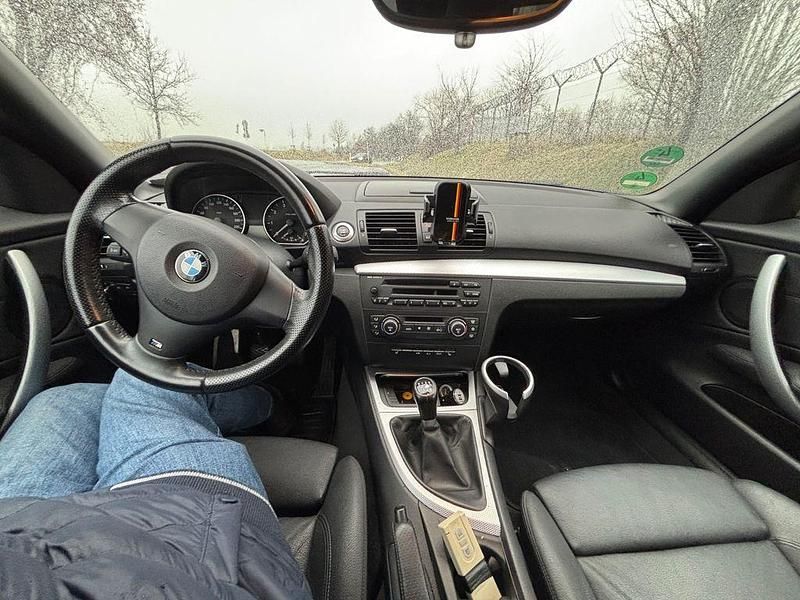 Gebraucht BMW 118 Cabriolet Performance 143 PS (105 kW) 2009 Schwarz Cabrio