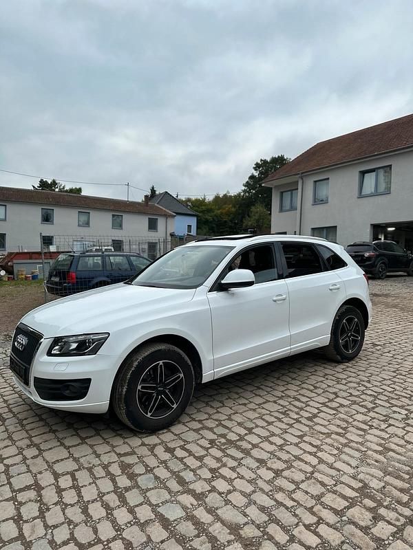 Weiß Gebraucht 2011 Audi Q5 SUV | 12.999 € (Fairer Preis) - Bild 1/4