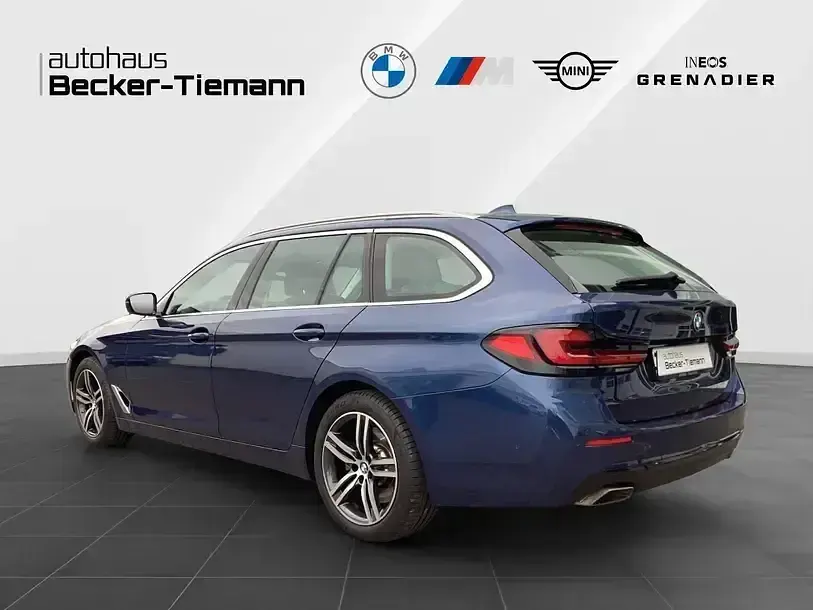 Gebraucht BMW 530 Efficient Dynamics 286 PS (210 kW) 2022 Blau Limousine