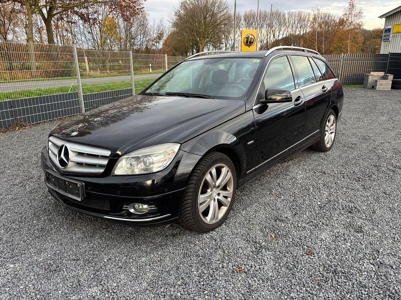 Schwarz Gebraucht 2008 Mercedes C320 Kombi | 3.300 € (Fairer Preis) - Bild 1/4