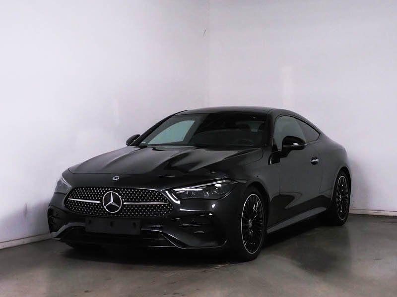 Grau Gebraucht 2024 Mercedes CLE300 AMG Coupé | 61.900 € (Teuer) - Bild 1/4