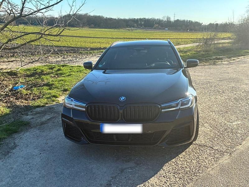 Gebraucht BMW 530e 292 PS (214 kW) 2021 Schwarz Kombi