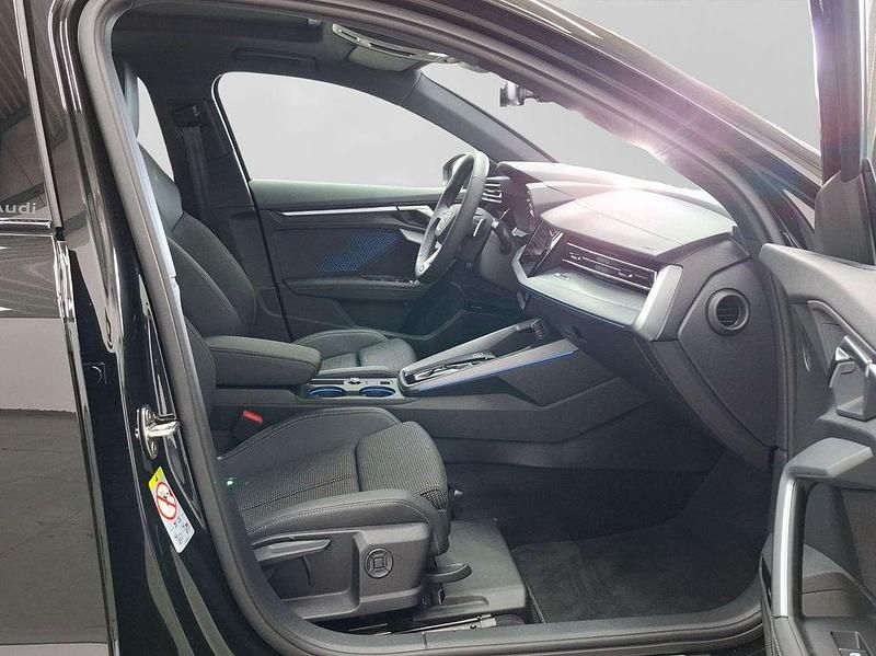 Gebraucht Audi A3 S-Line 150 PS (110 kW) 2025 Schwarz Limousine