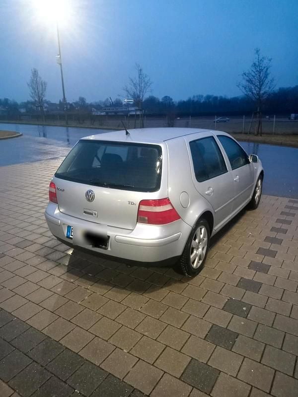 Gebraucht VW Golf IV 101 PS (74 kW) 2002 Silber Limousine