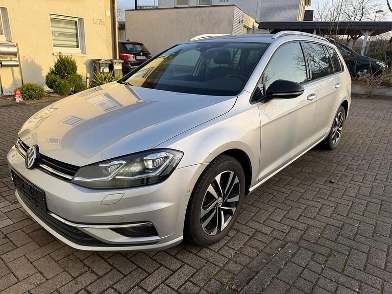 Silber Gebraucht 2019 VW Golf VII IQ Drive Kombi | 9.600 € (Superpreis) - Bild 1/4