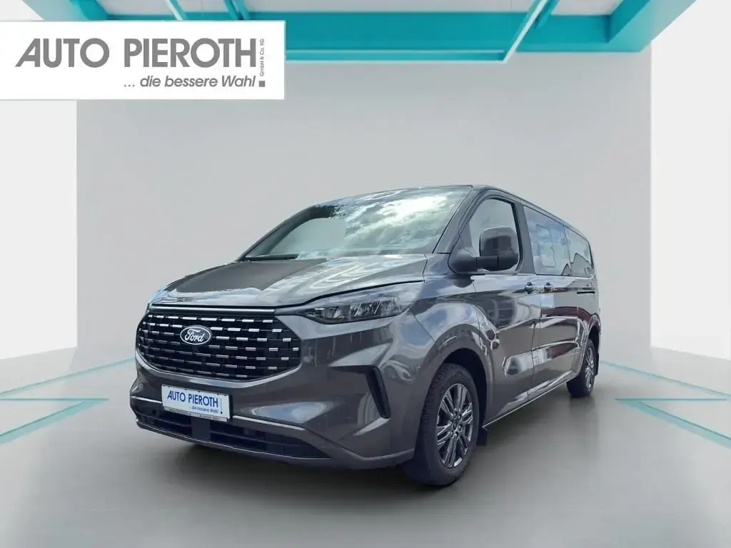 Gebraucht Ford Tourneo Custom Titanium 170 PS (125 kW) 2025 Van