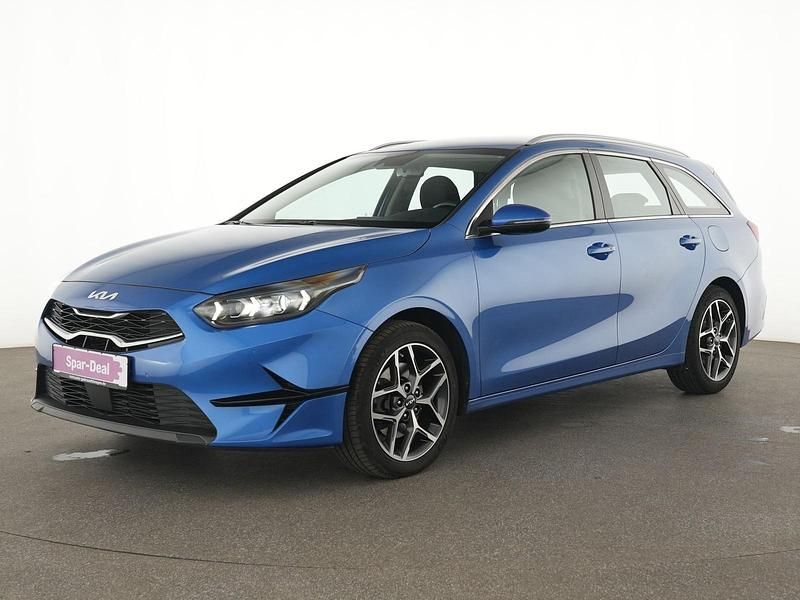 Blau Gebraucht 2022 Kia Ceed Spirit Kleinwagen | 19.355 € (Fairer Preis) - Bild 1/4