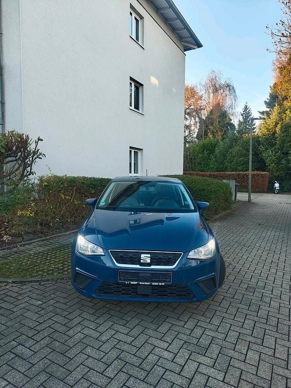 Blau Gebraucht 2017 Seat Ibiza Style Kleinwagen | 7.500 € (Guter Preis) - Bild 1/4