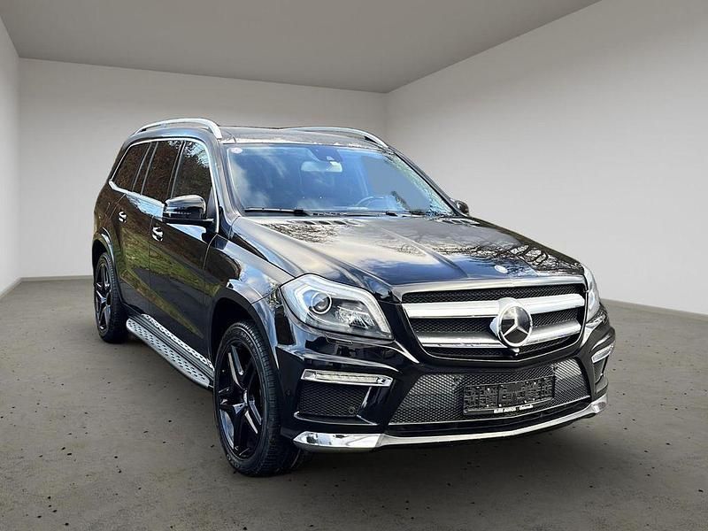Gebraucht Mercedes GL500 435 PS (319 kW) 2013 Obsidianschwarz  metalliclack SUV