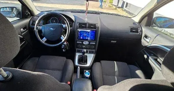 Gebraucht Ford Mondeo 115 PS (84 kW) 2004 Schwarz Kombi