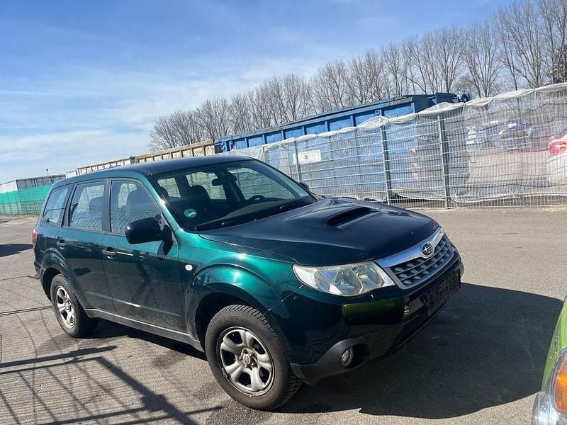 Gebraucht Subaru Forester Comfort 147 PS (108 kW) 2011 Grün SUV