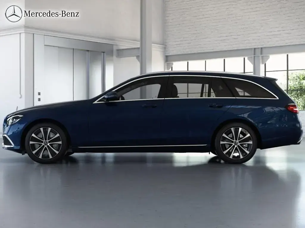 Gebraucht Mercedes E400 330 PS (242 kW) 2022 Nautikblau metallic Kombi