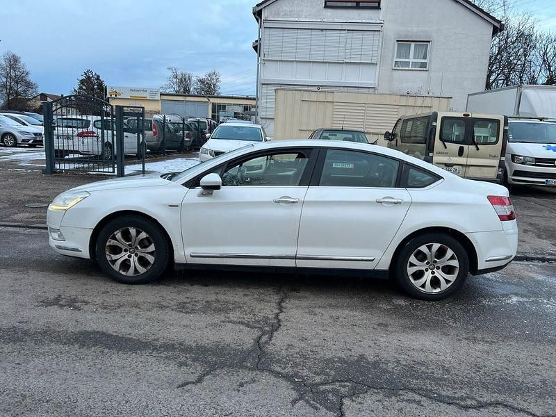 Gebraucht Citroën C5 163 PS (119 kW) 2013 Weiß Limousine
