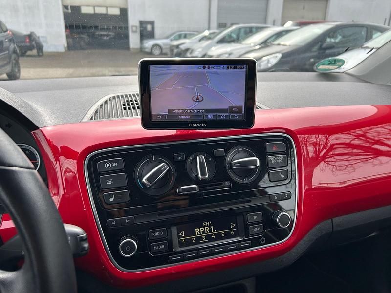 Gebraucht VW up! 68 PS (50 kW) 2013 Rot Kleinwagen