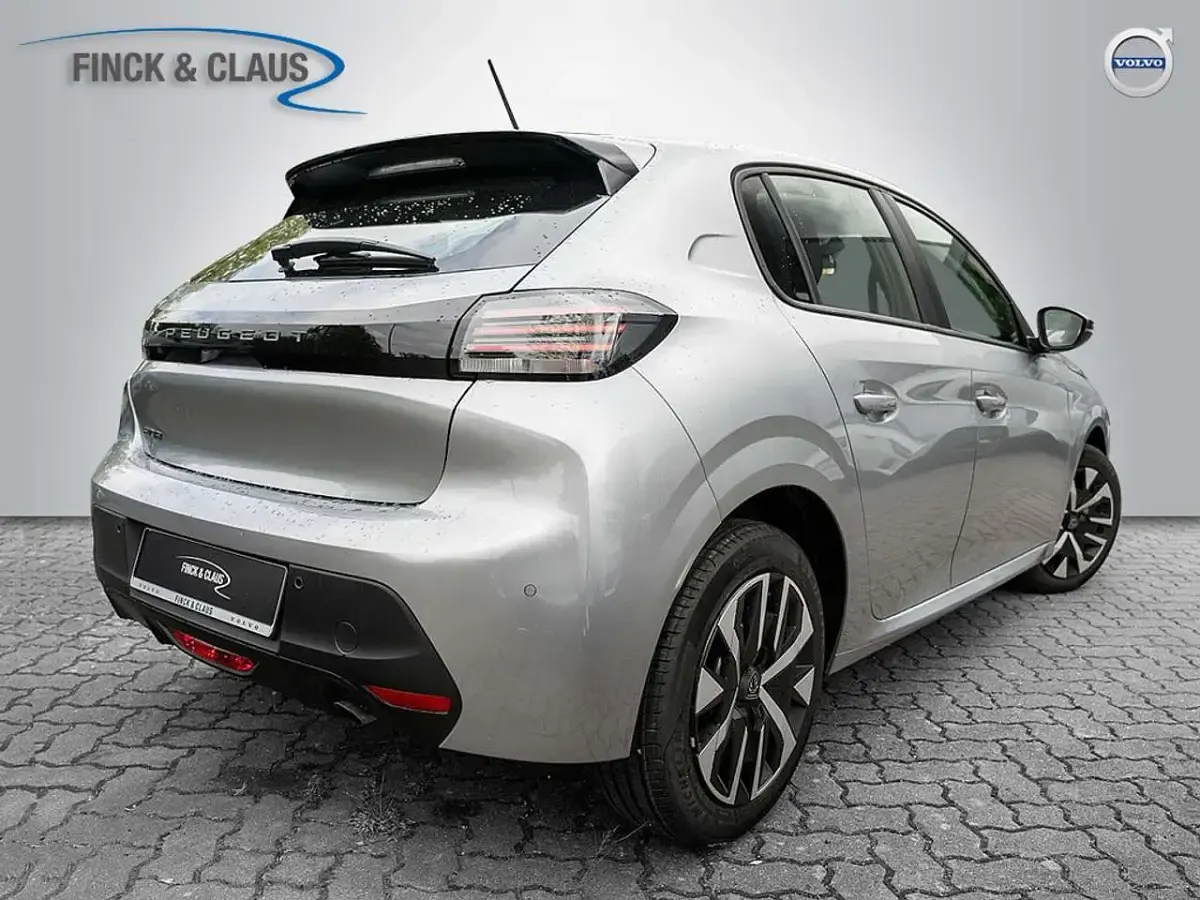 Neu Peugeot 208 Style 101 PS (74 kW) 2026 Silber Kleinwagen