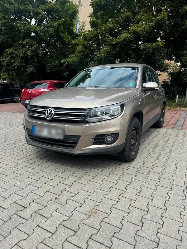 Braun Gebraucht 2012 VW Tiguan SUV | 7.200 € (Guter Preis) - Bild 1/4