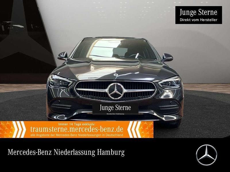 Grau Gebraucht 2024 Mercedes C300e Avantgarde Limousine | 45.890 € (Fairer Preis) - Bild 1/3