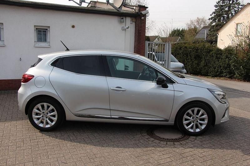 Gebraucht Renault Clio V Intens 91 PS (66 kW) 2021 Grau Limousine