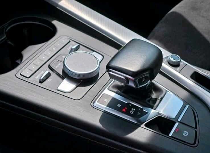 Gebraucht Audi A4 Design 190 PS (139 kW) 2017 Schwarz Kombi