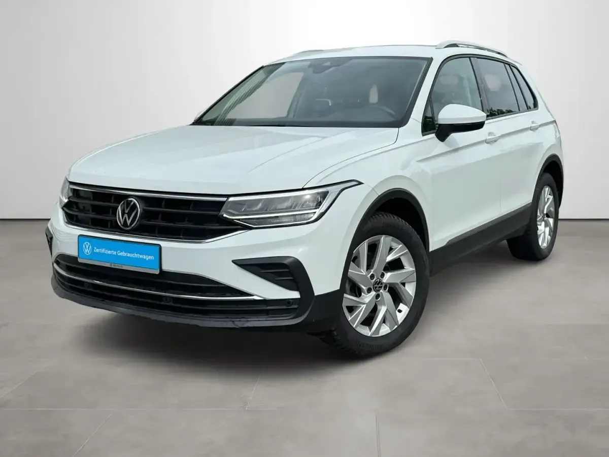 Gebraucht VW Tiguan Active 150 PS (110 kW) 2022 Weiß SUV