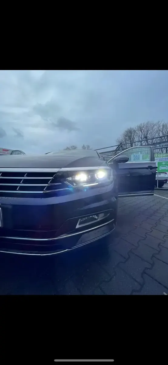 Gebraucht VW Passat R-line 190 PS (139 kW) 2017 Blau Kombi