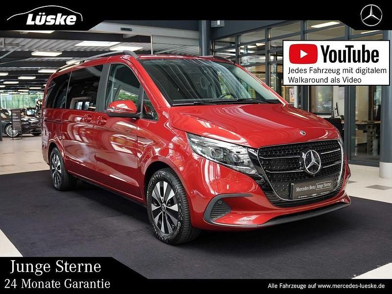 Rot Gebraucht 2024 Mercedes V220 Style Van / Kleinbus | 67.900 € - Bild 1/4