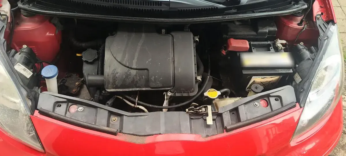 Gebraucht Toyota Aygo 68 PS (50 kW) 2009 Rot Kleinwagen