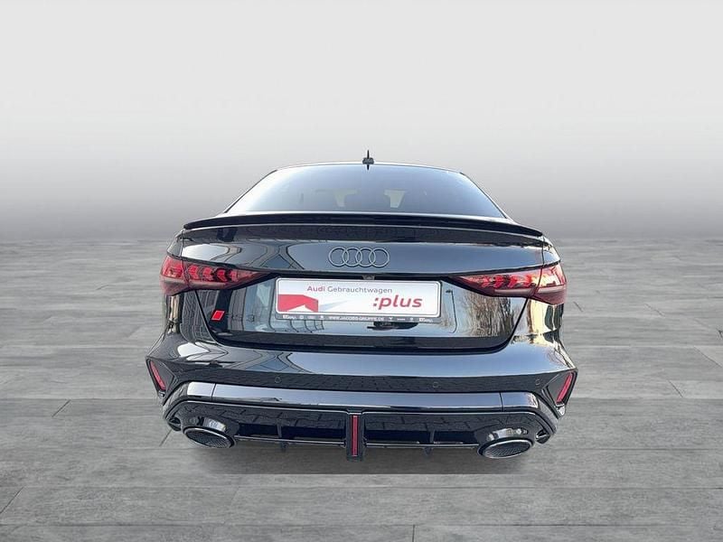 Gebraucht Audi RS3 Sport 400 PS (294 kW) 2026 Schwarz Limousine