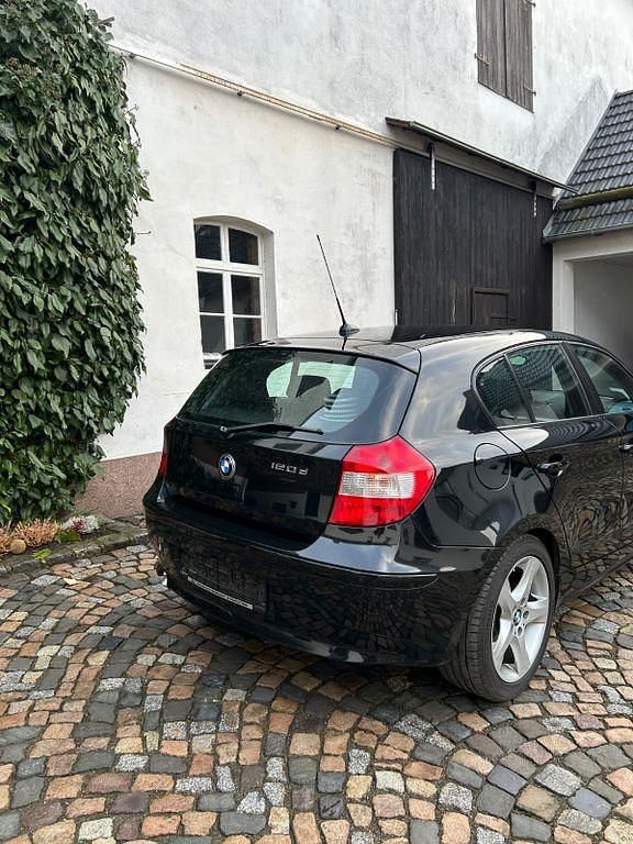 Używany BMW 120 Performance 163 KM (119 kW) 2005 Czarny Hatchback
