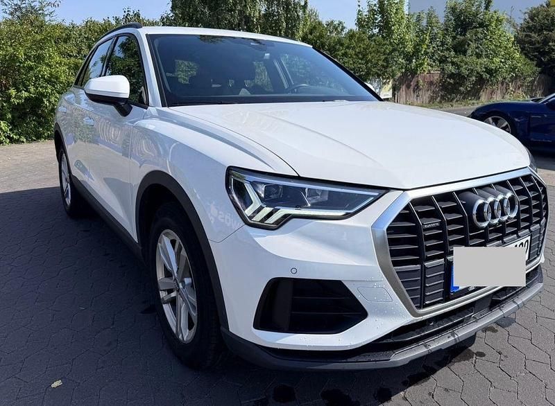 Weiß Gebraucht 2020 Audi Q3 S-Line SUV | 26.900 € (Superpreis) - Bild 1/4