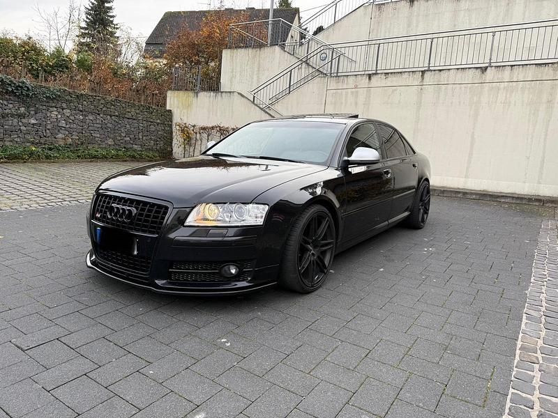 Schwarz Gebraucht 2006 Audi A8 Limousine | 8.500 € - Bild 1/4