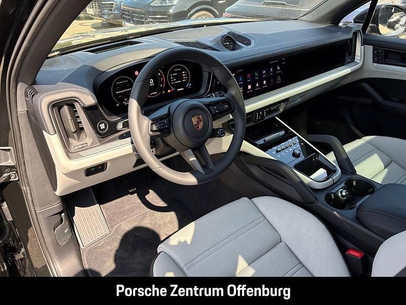 Gebraucht Porsche Cayenne 354 PS (260 kW) 2026 Schwarz SUV