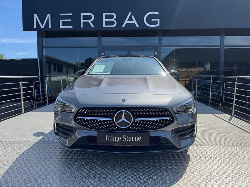 Gebraucht Mercedes CLA180 Shooting Brake AMG line 136 PS (100 kW) 2020 Metalliclack mountaingrau Kombi