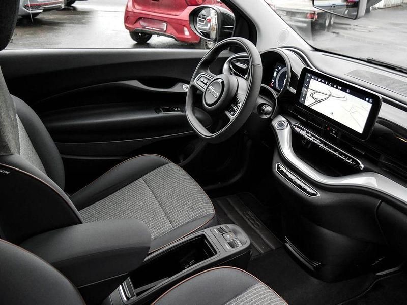 Gebraucht Fiat 500e Icon 86 kW (118 PS) 2022 Schwarz Limousine
