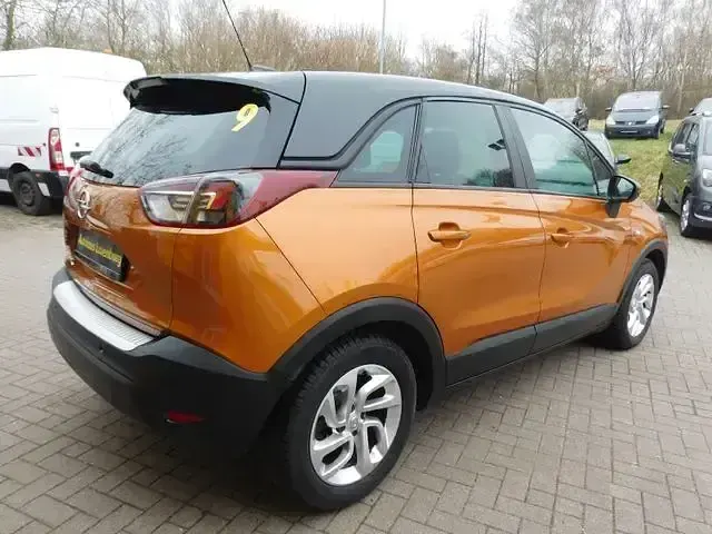 Gebraucht Opel Crossland 82 PS (60 kW) 2017 Orange SUV