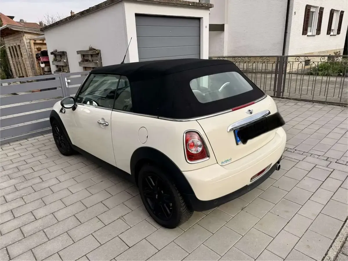 Gebraucht Mini Cooper 122 PS (89 kW) 2015 Weiß Kleinwagen