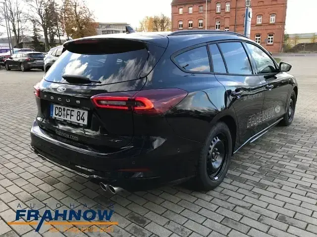 Gebraucht Ford Focus ST-Line X 155 PS (114 kW) 2025 Schwarz Kombi
