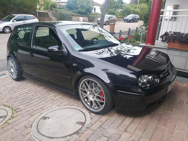 Gebraucht VW Golf IV Edition 180 PS (132 kW) 2002 Schwarz Limousine