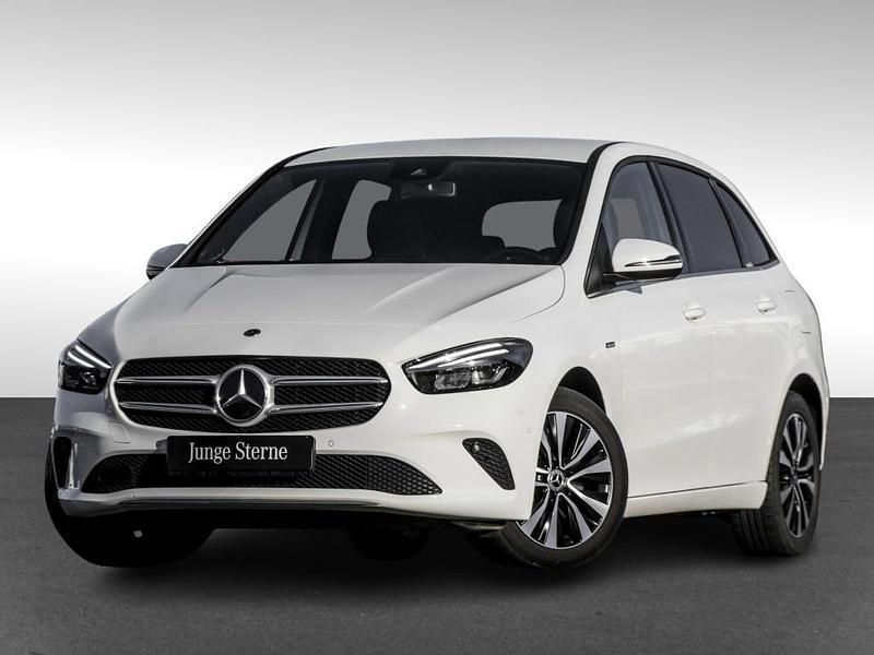 Gebraucht Mercedes E250 160 PS (117 kW) 2021 Weiß Limousine