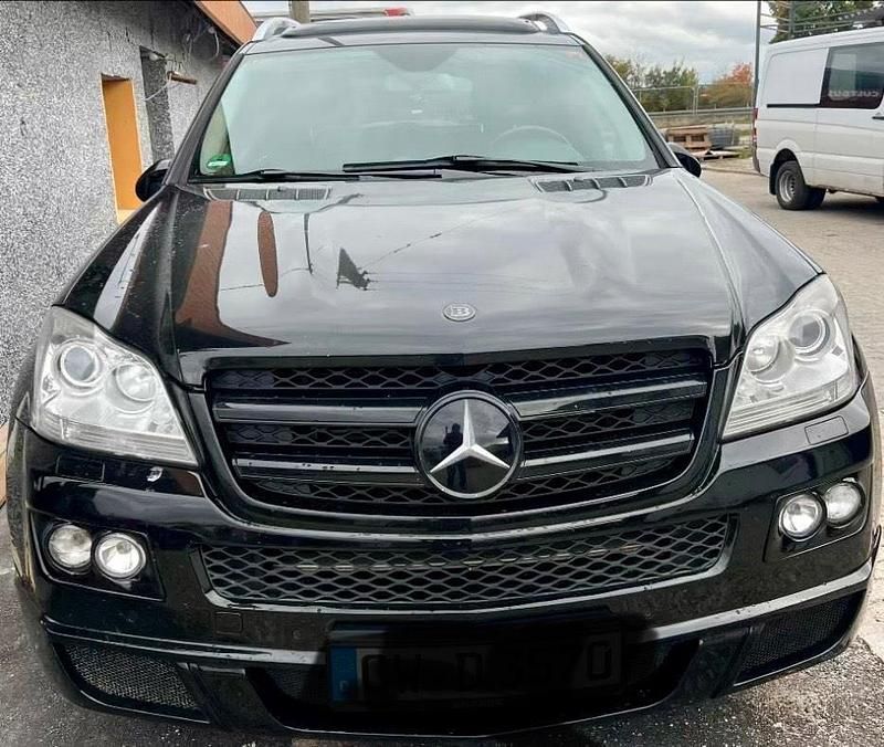 Schwarz Gebraucht 2007 Mercedes GL320 SUV | 14.900 € - Bild 1/4