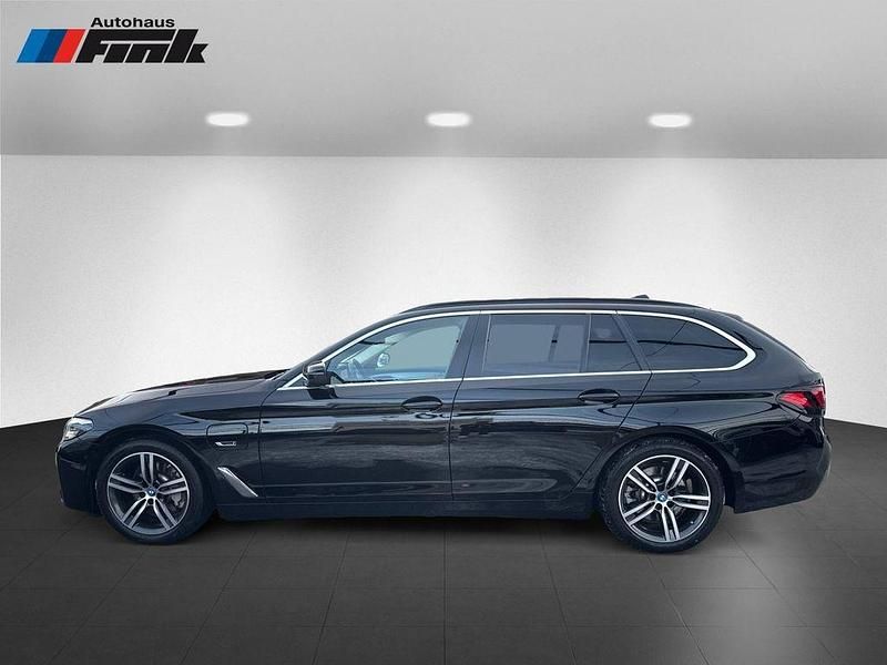 Gebraucht BMW 530e 292 PS (214 kW) 2022 Schwarz Kombi