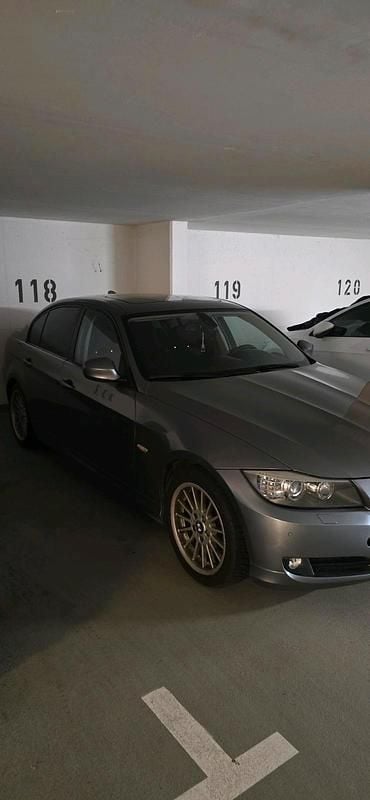 Gebraucht 2011 BMW 320 Limousine | 3.999 € (Fairer Preis) - Bild 1/4